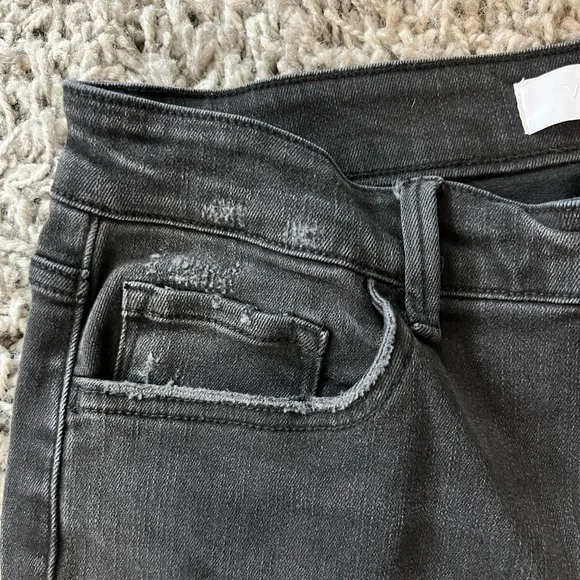 Vervet T5991 Women’s Washed Black Denim with Angled Hem Detail - Picture 6 of 9